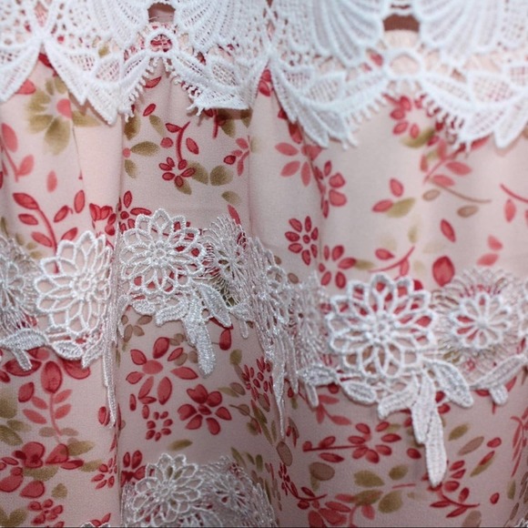 For Love and Lemons Mini Dress Off Shoulder Tiered Lace Floral Pattern Small - Picture 4 of 9